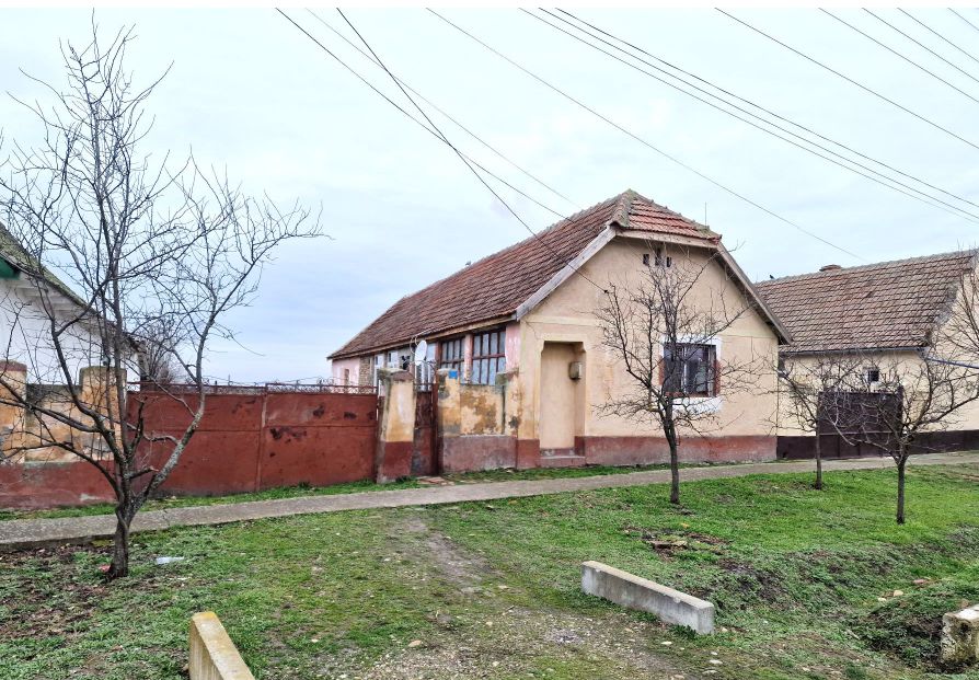 poza Cota 1/2 casa si teren Pustiniș, jud. Timiș-id R1992745