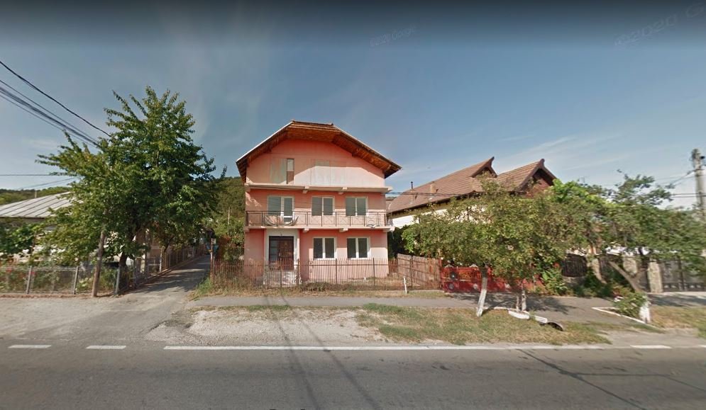 poza Ramnicu Valcea - Strada Copacelu, Casa de vanzare 300 mp si teren 220 mp, LIBERA